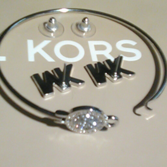 Michael Kors Silver 3pc Set - Picture 2 of 2
